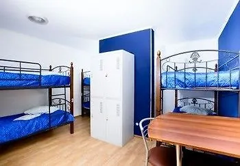 Gar'is Hostel